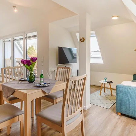 Gorgeous Apartment In Timmendorfer-Strand *